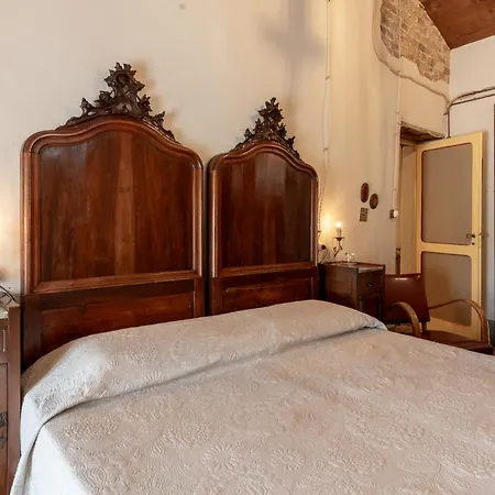 Borgo Casa Scaparone 팜스테이 *