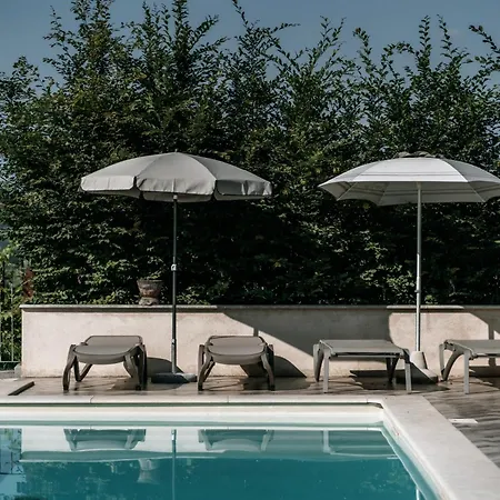 Borgo Casa Scaparone Farm stay *