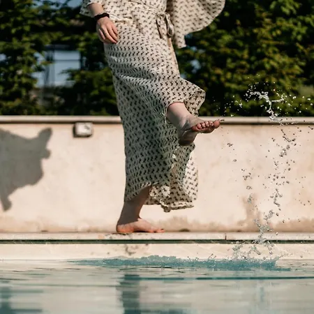 Borgo Casa Scaparone 팜스테이 알바