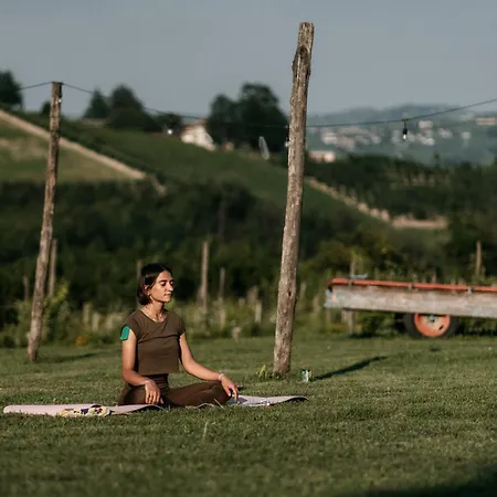 팜스테이 Borgo Casa Scaparone *