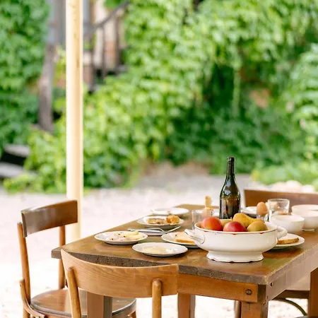 Borgo Casa Scaparone