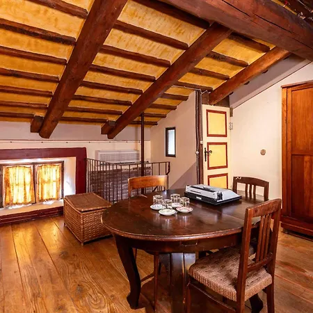 Borgo Casa Scaparone Farm stay *