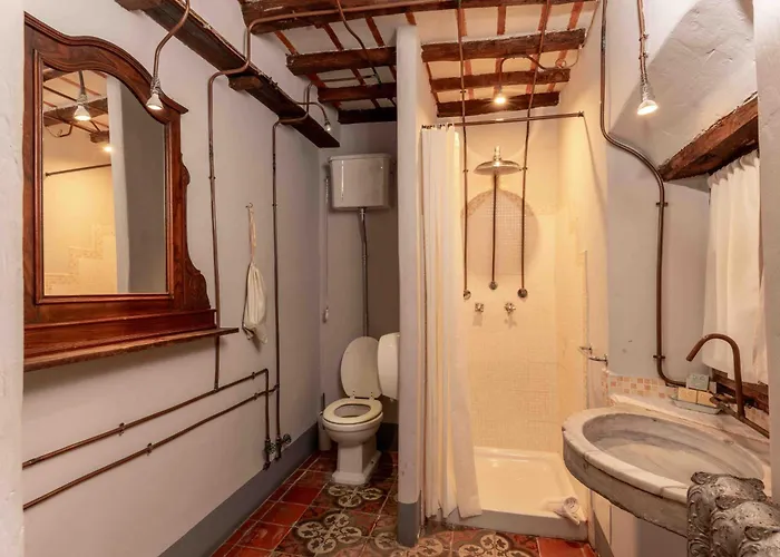 Borgo Casa Scaparone * Альба